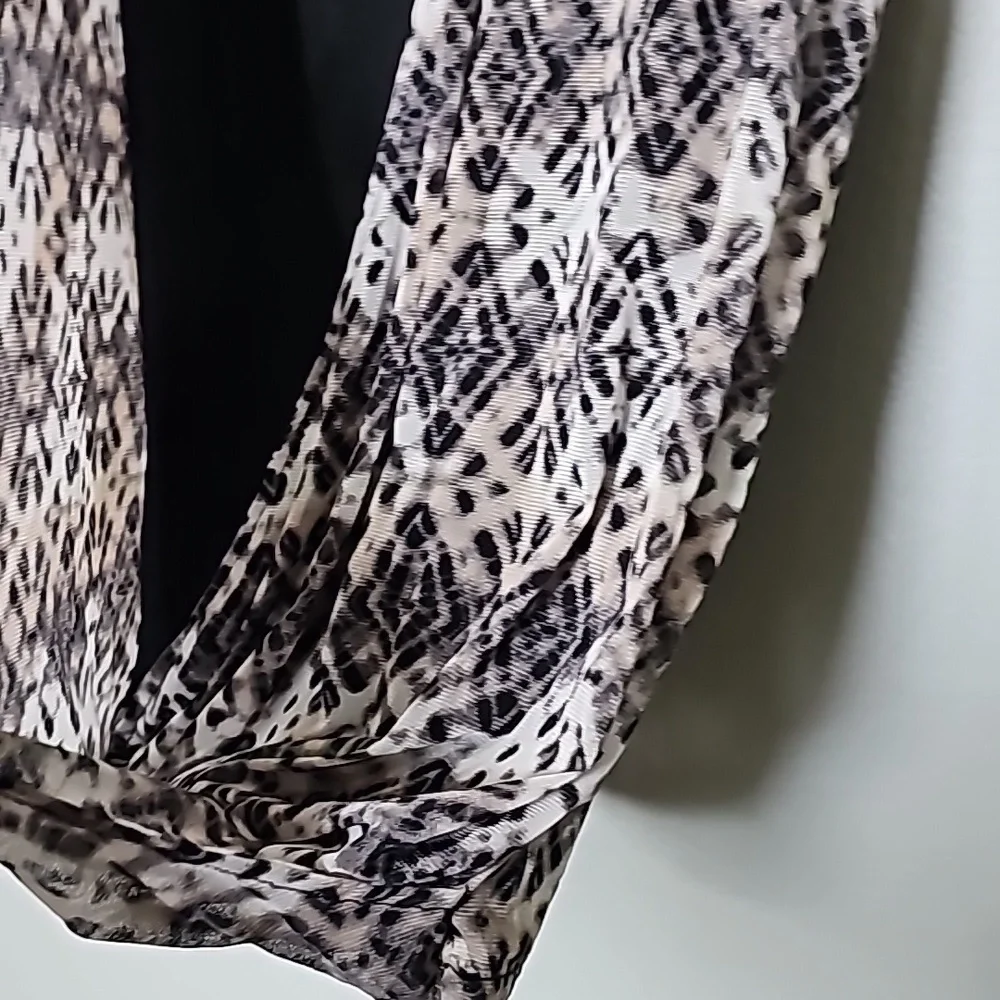 French Laundry 90's Boho Large Layered Surplice Sleeveless Top